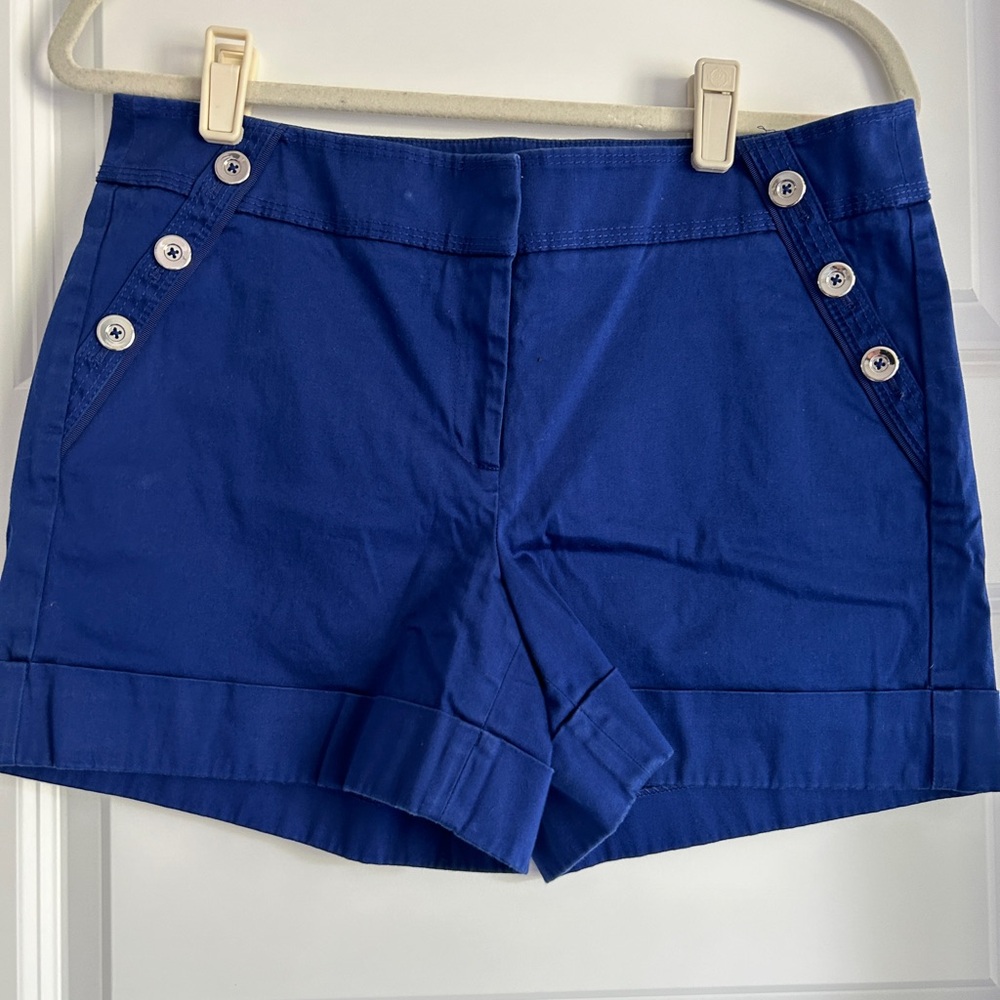 WHBM Cuffed Shorts SZ 8